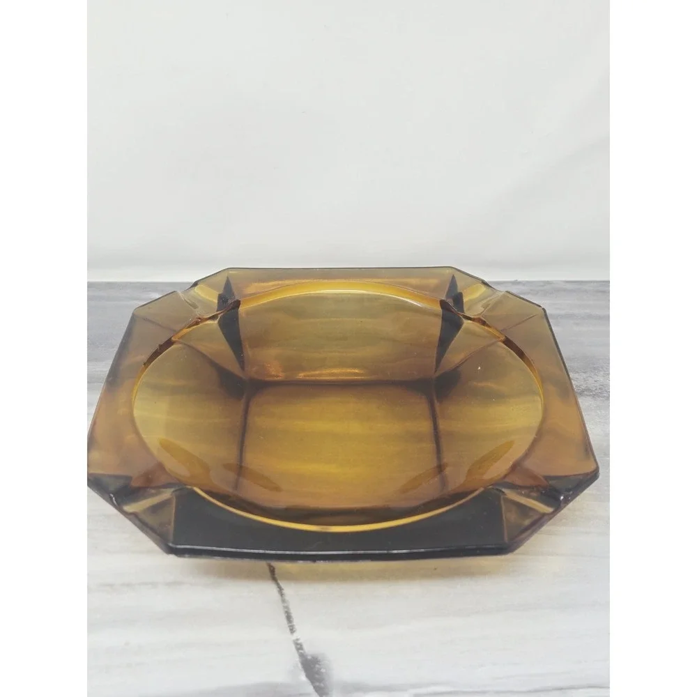 Vintage 8" Amber Glass Octagon Ashtray Arrows - Great Condition!‎ - Picture 8 of 10